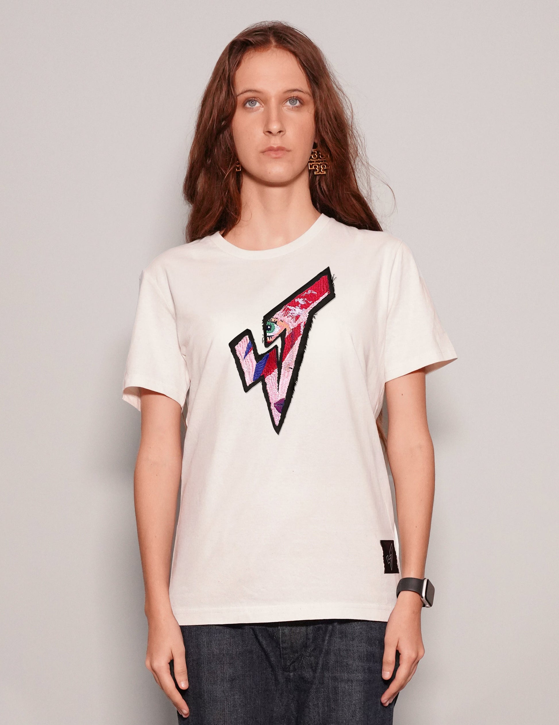 Aladdin Sane Eye Embroidered T Shirt in Ecru