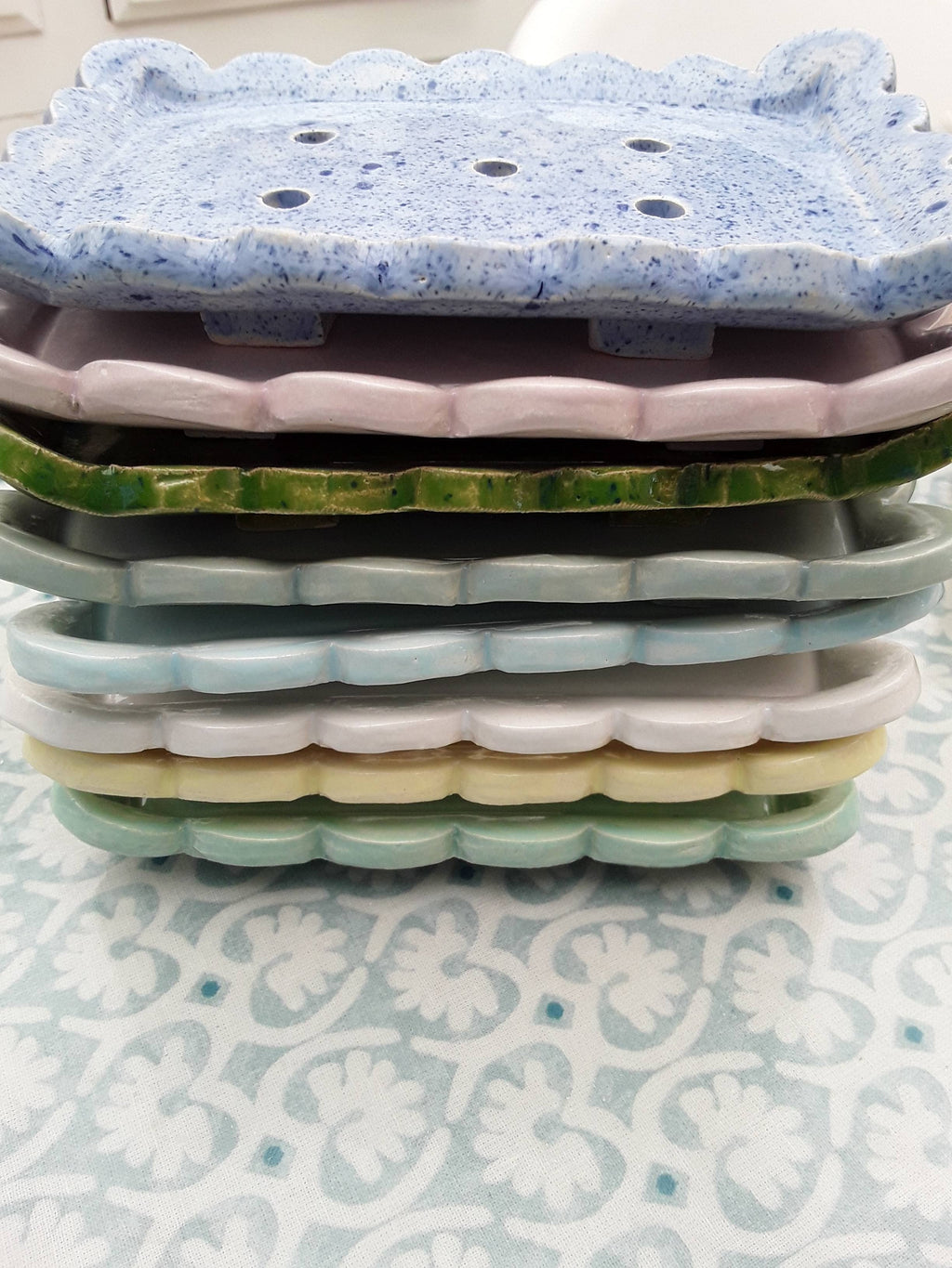 Large Scalloped Ceramic Soap Dish