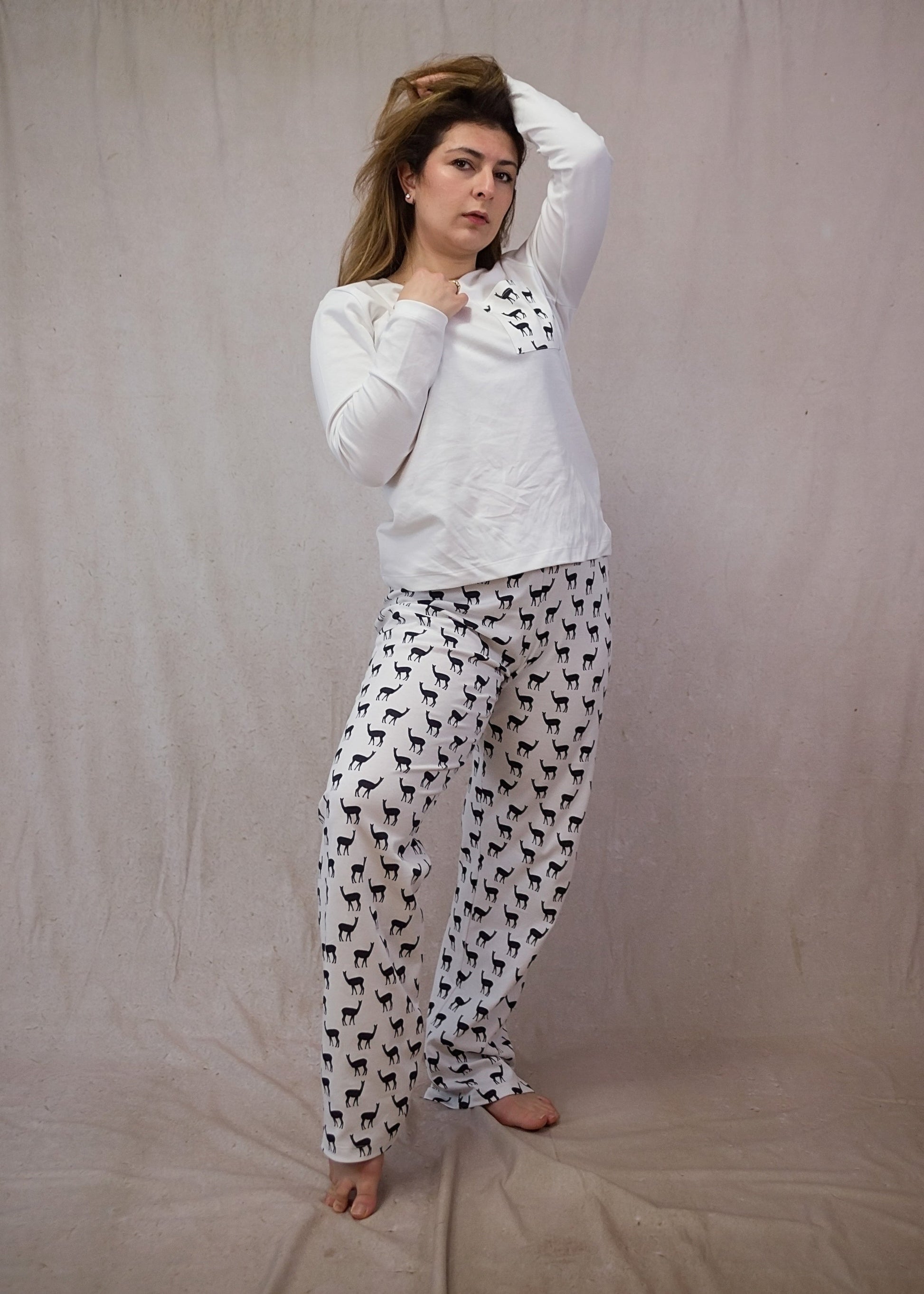 Black and White Vicuna Long Sleeve Pyjama Set