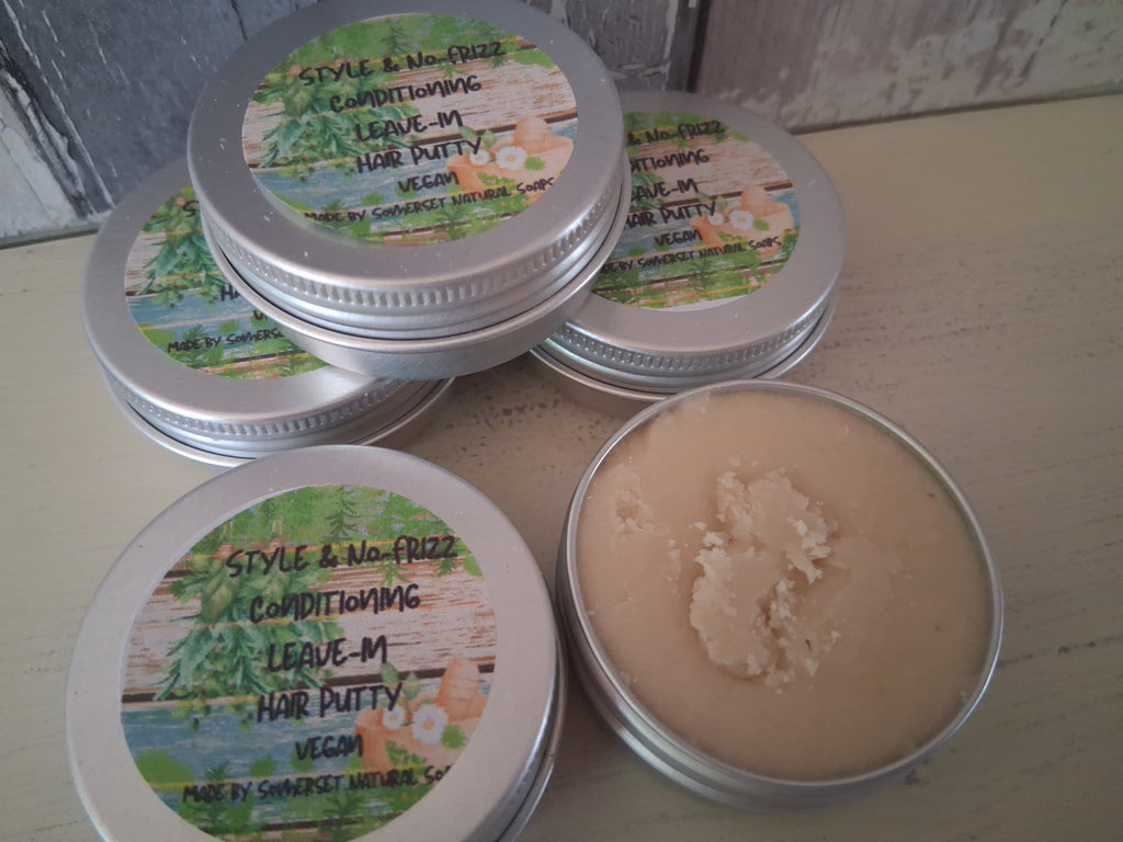 Styling Hair Putty for Conditioning and Frizz Control
