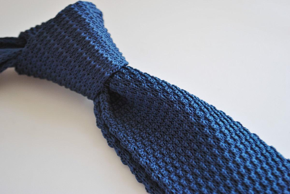 Navy Blue Skinny Knitted Tie with Powder Pink Tip