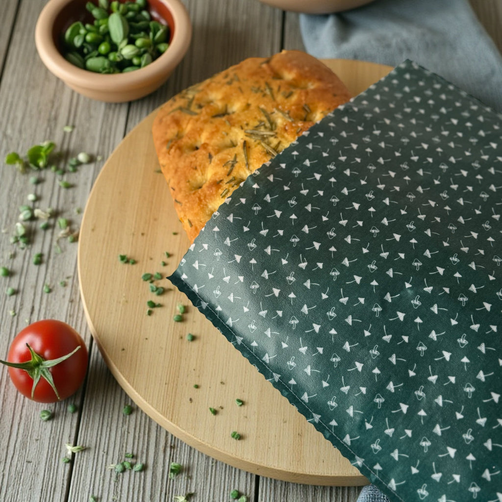 Reusable Beeswax Food Storage Bags – Toadstool Print (Forest Green)