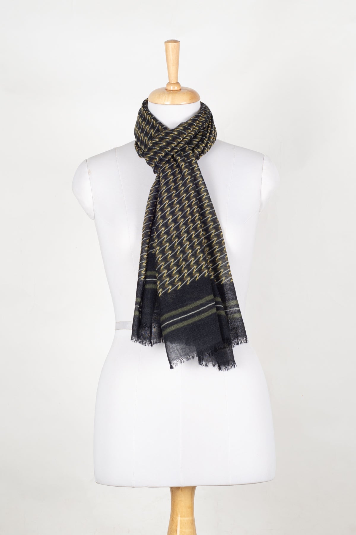 Fine Wool Scarf in Green Yellow