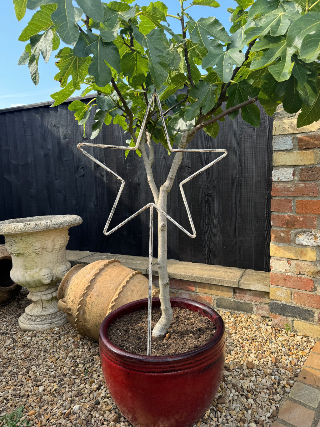 Garden Star Ground Spike Metal Ornaments for Lawns
