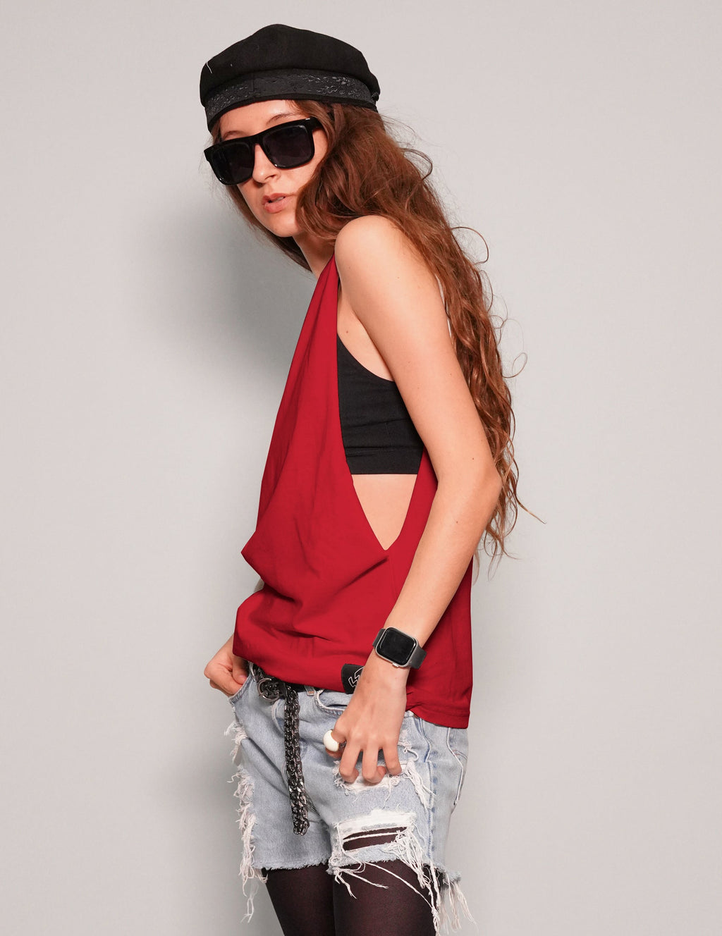 Love Your Idols Vest in Red