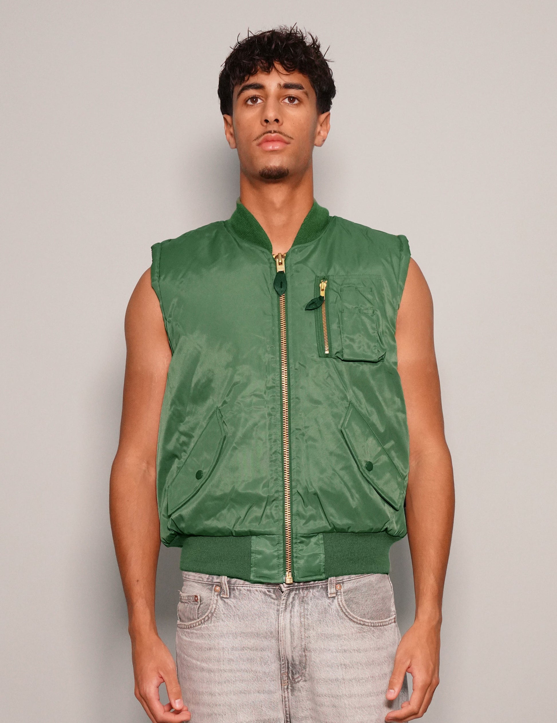 Saint Bomber Gilet in Green