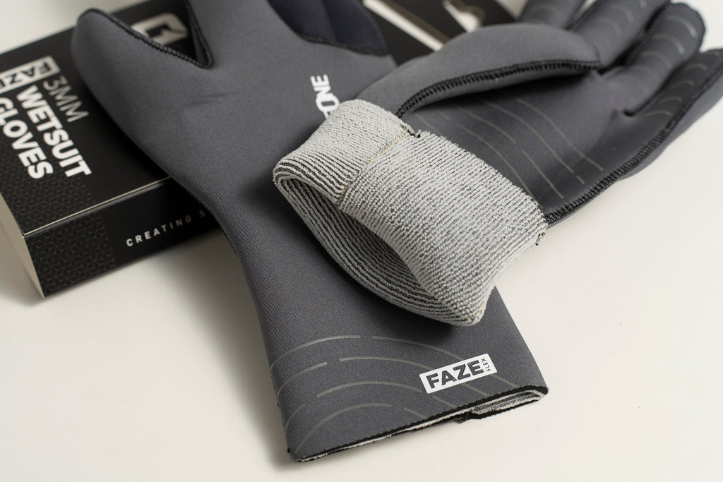 3mm Adult FAZE Wetsuit Glove with Gripflex