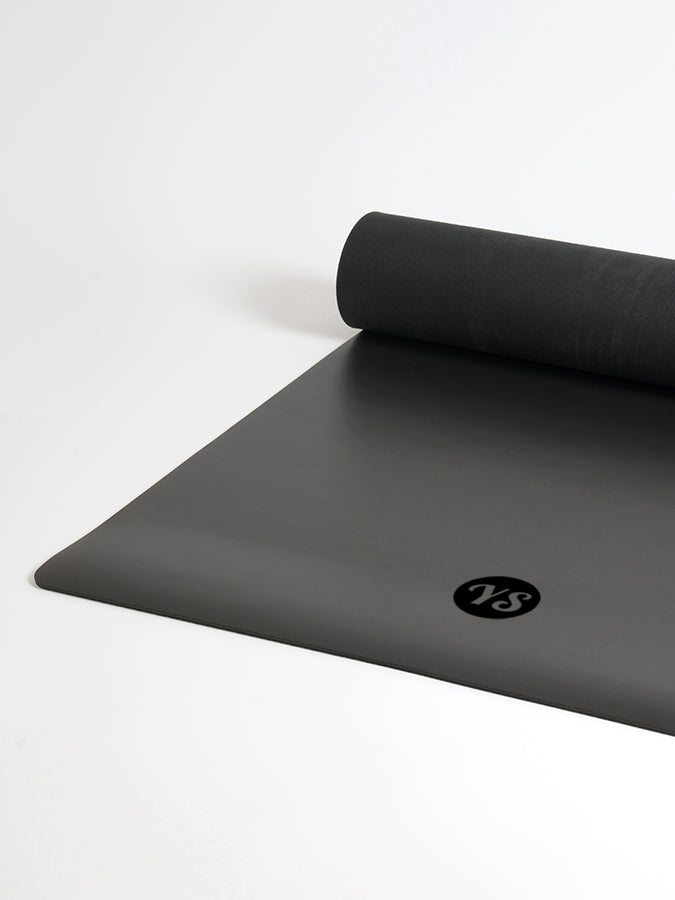 The Grip Yoga Mat 4mm Long and Wide