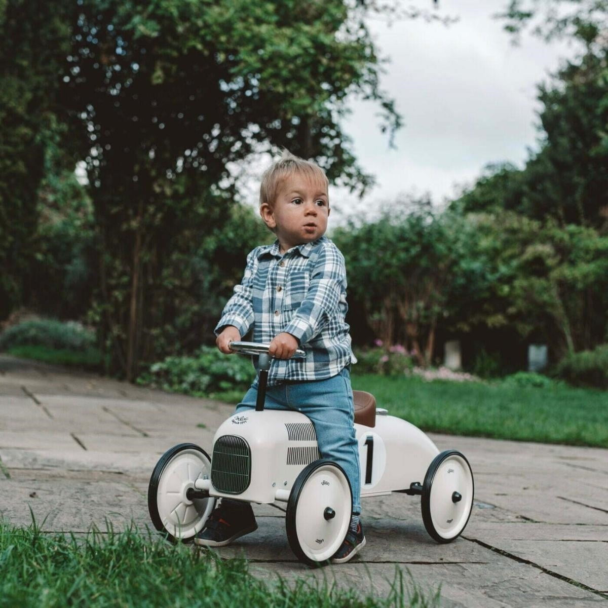 Vilac Ride-On Metal Vintage Car