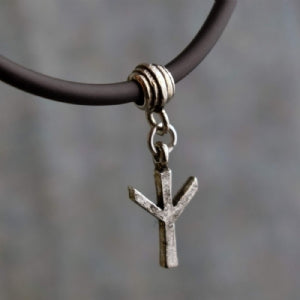 Algiz Rune Choker