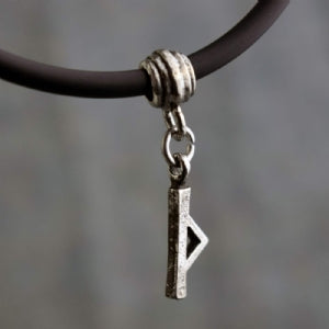 Thuriaz Rune Choker