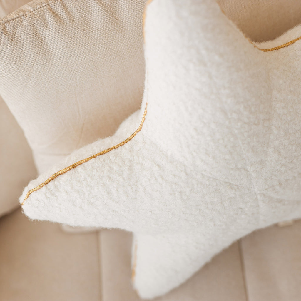 Seashell and Starfish Throw Pillows, Pack of 2