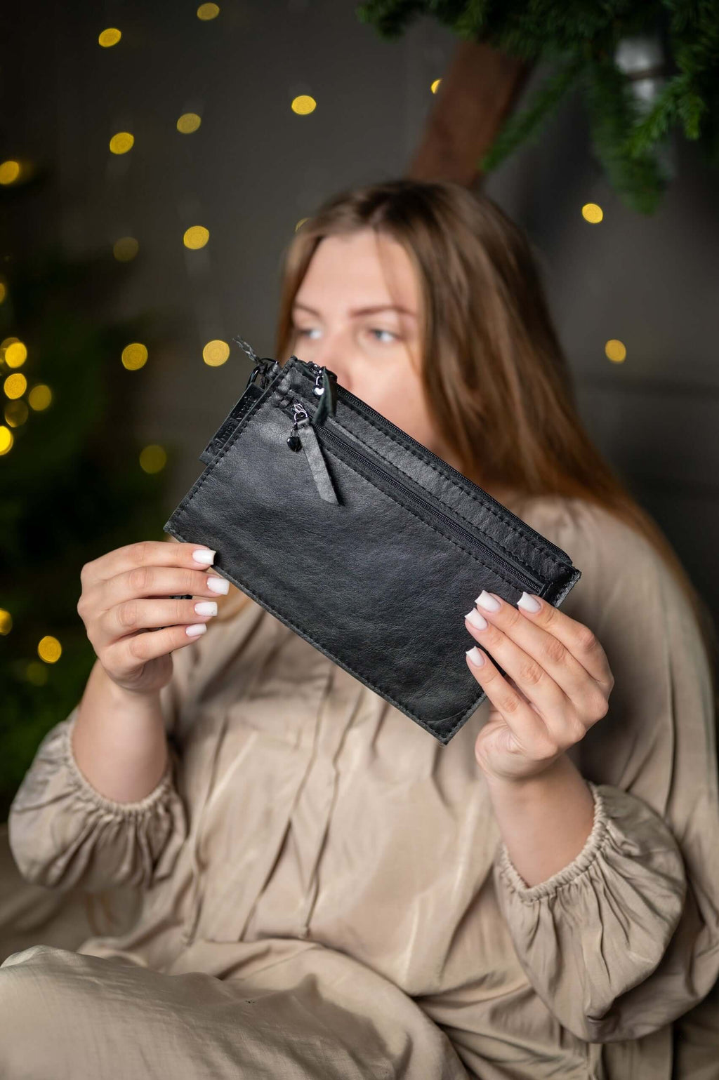Versatile Leather Wristlet Wallet - Stylish & Spacious with 5-Year Warranty by Zelma Kraft at www.brixbailey.com