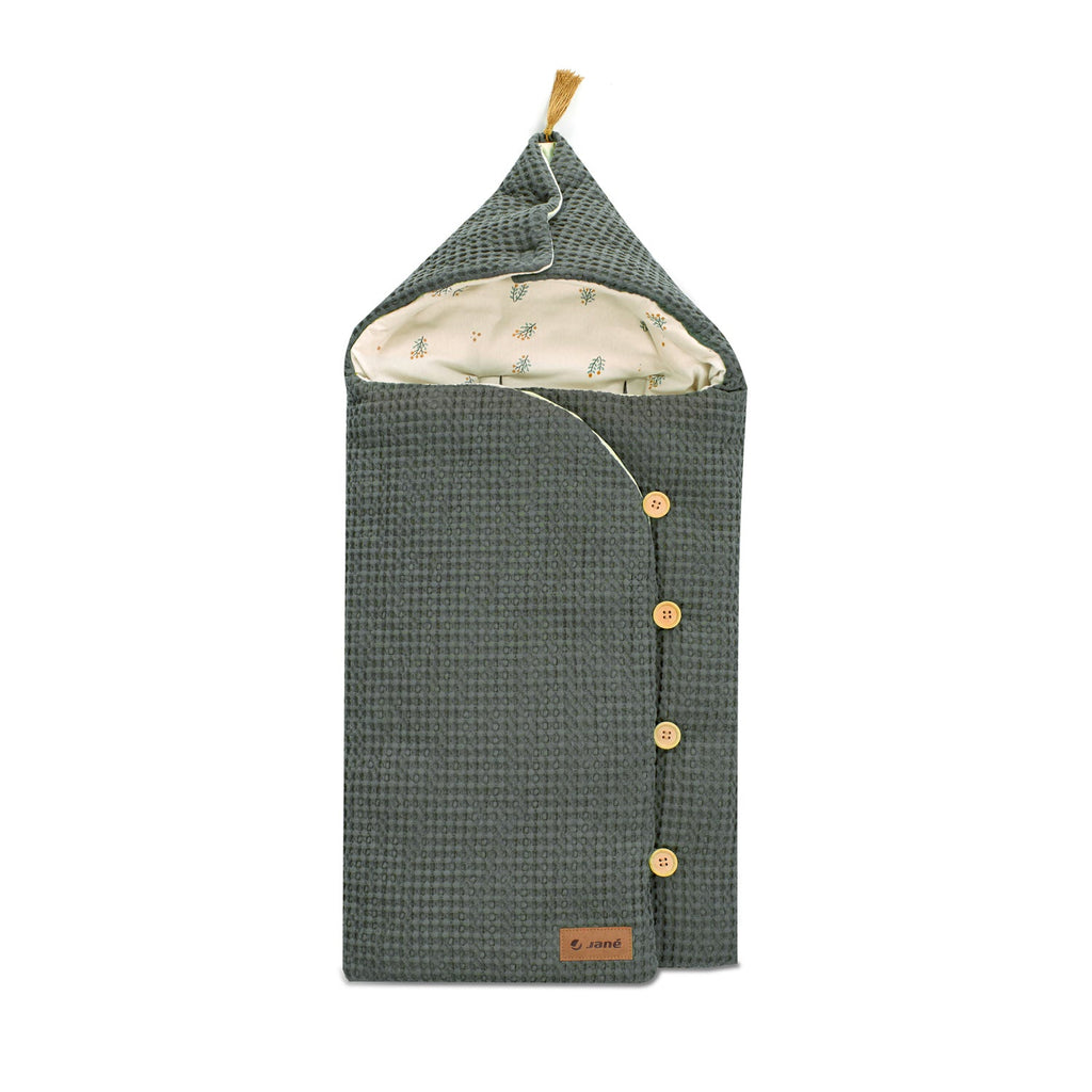 Baby Blanket Shawl with Hood – Warmth and Comfort from Birth