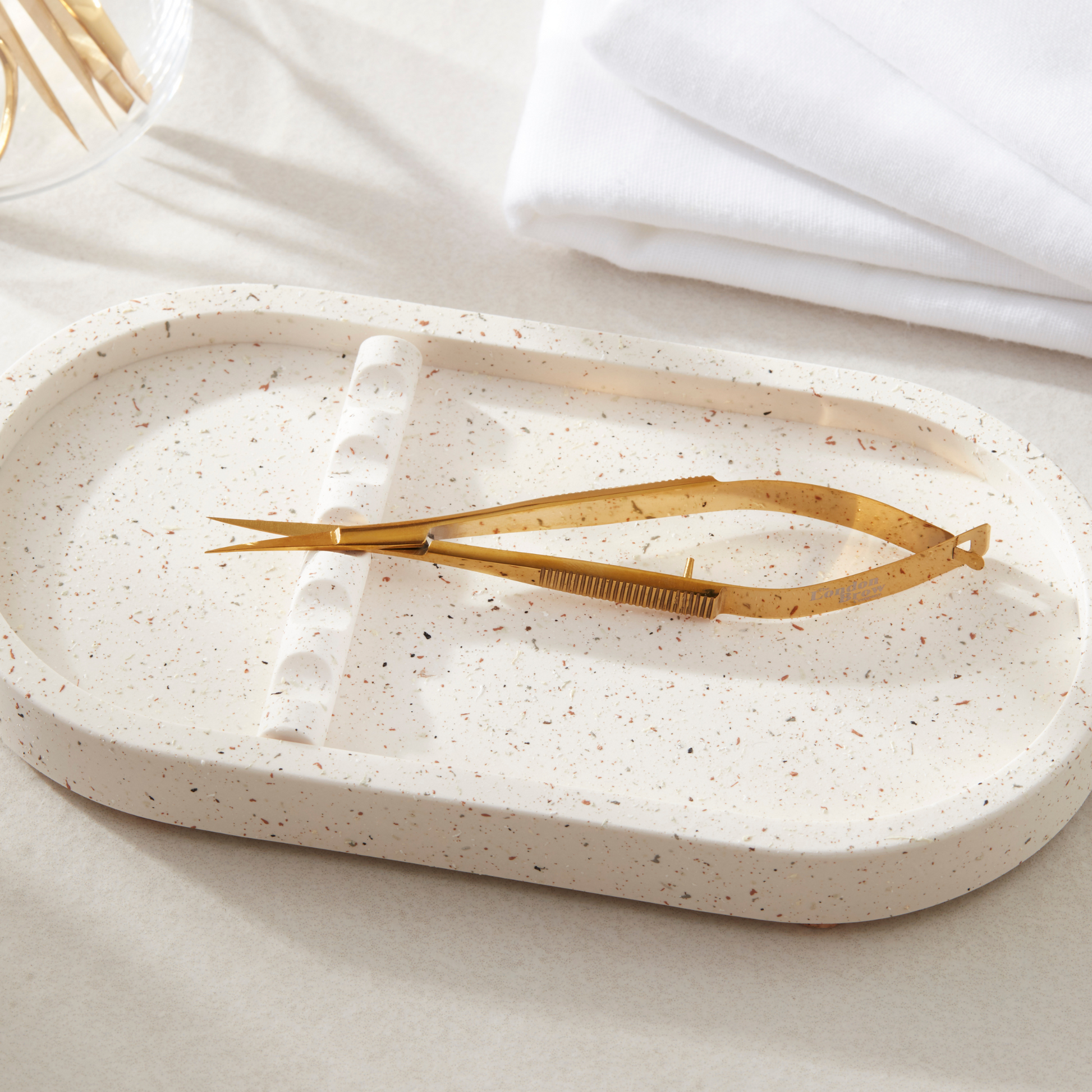 Gold Spring Straight Brow Scissors