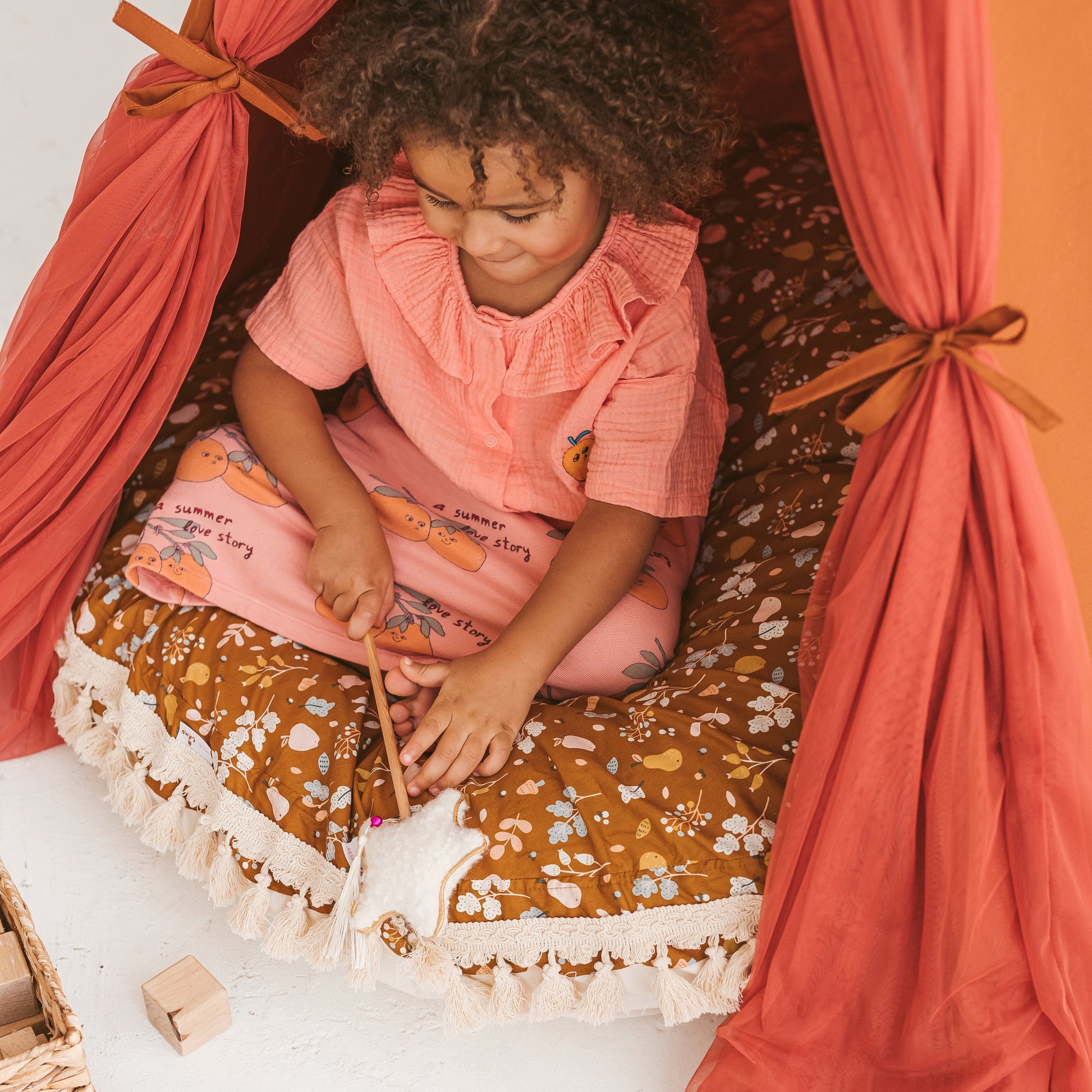 Kids Floor Cushion Seating Pouffe in Plant Pattern