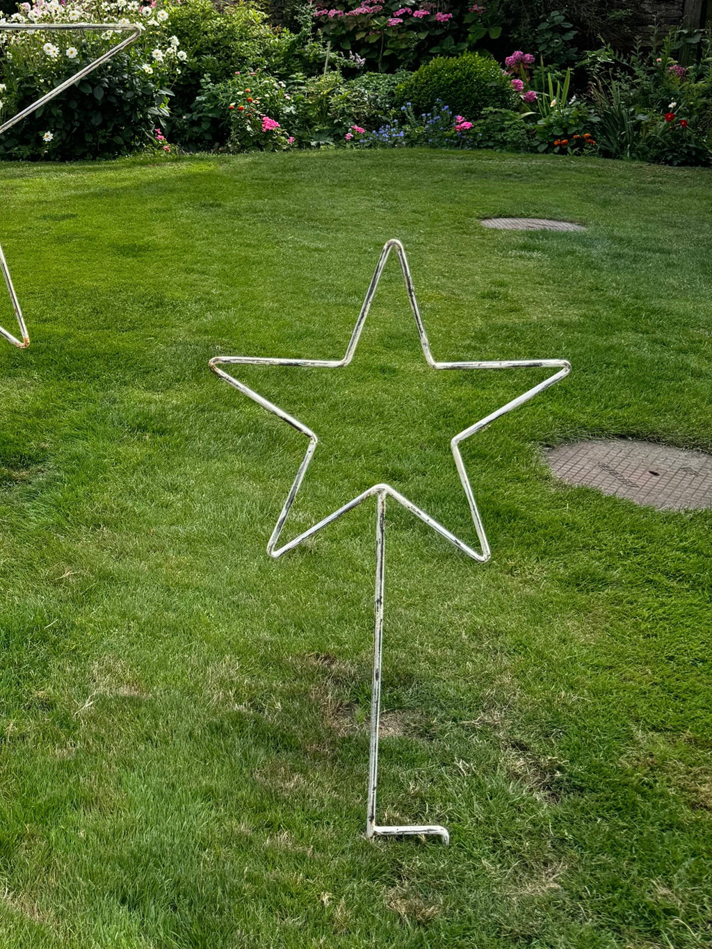 Garden Star Ground Spike Metal Ornaments for Lawns