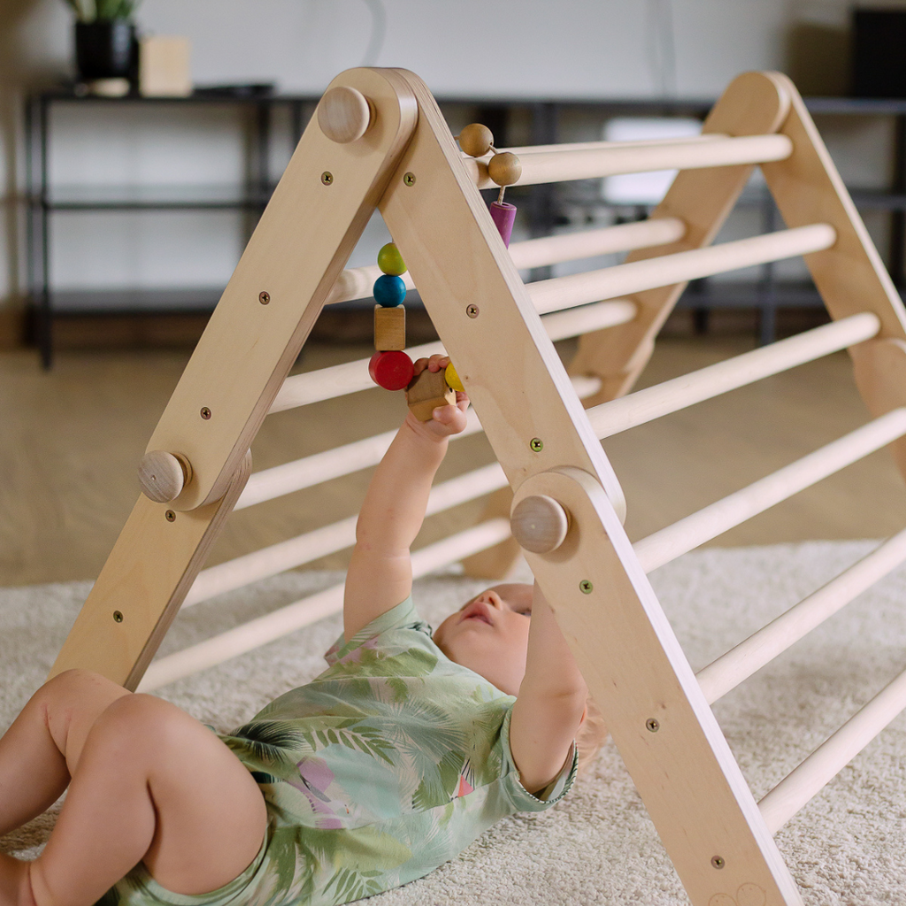 MOPITRI Climbing Triangle – Adaptable & Eco-Friendly Play Gym by Ette Tete at www.brixbailey.com