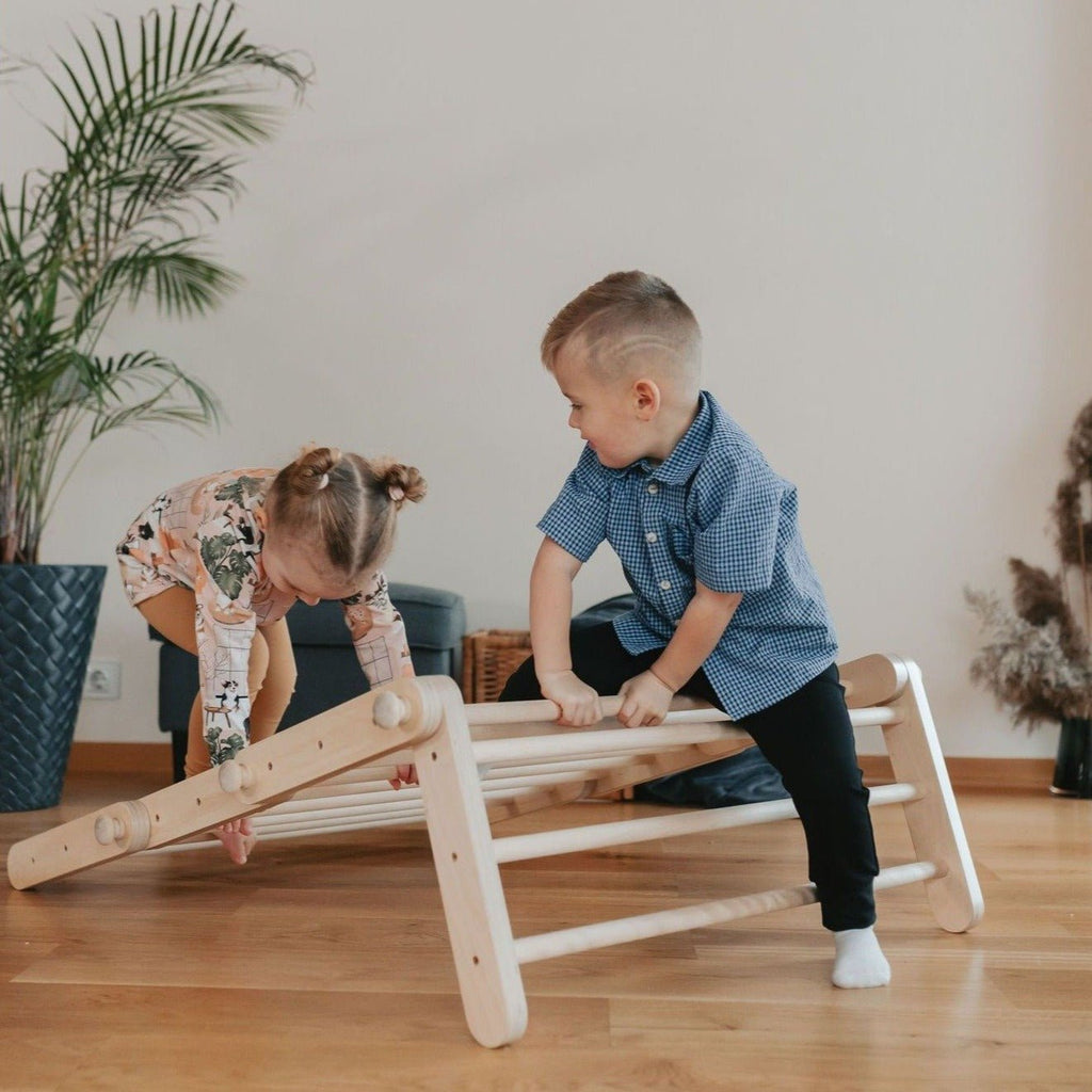 MOPITRI Climbing Triangle – Adaptable & Eco-Friendly Play Gym by Ette Tete at www.brixbailey.com