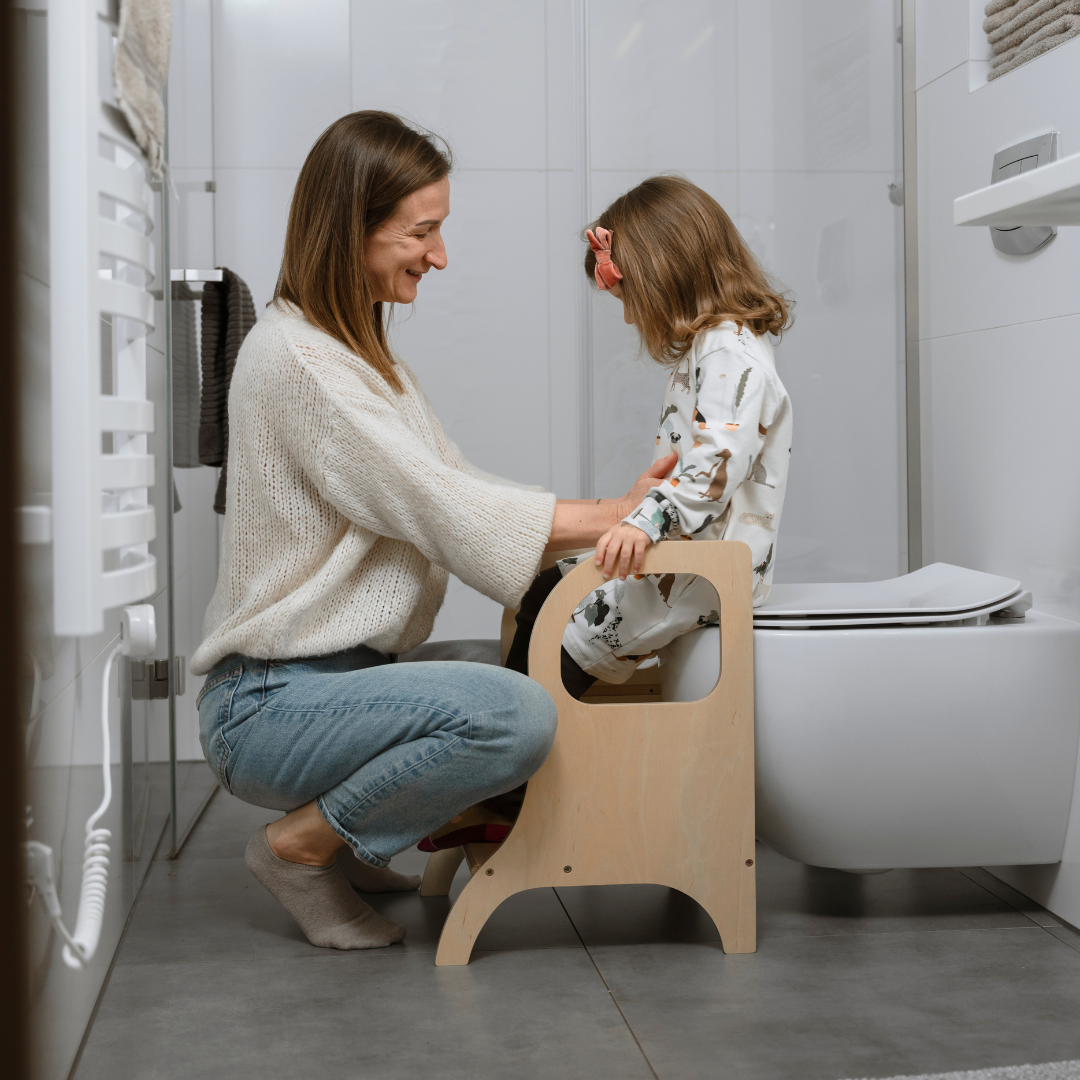 MIIMO Adjustable Step Stool – Montessori-Inspired & Versatile by Ette Tete at www.brixbailey.com