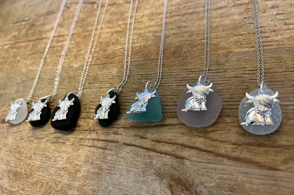 Highland Cow Pendant in 925 Silver with Scottish Seaglass