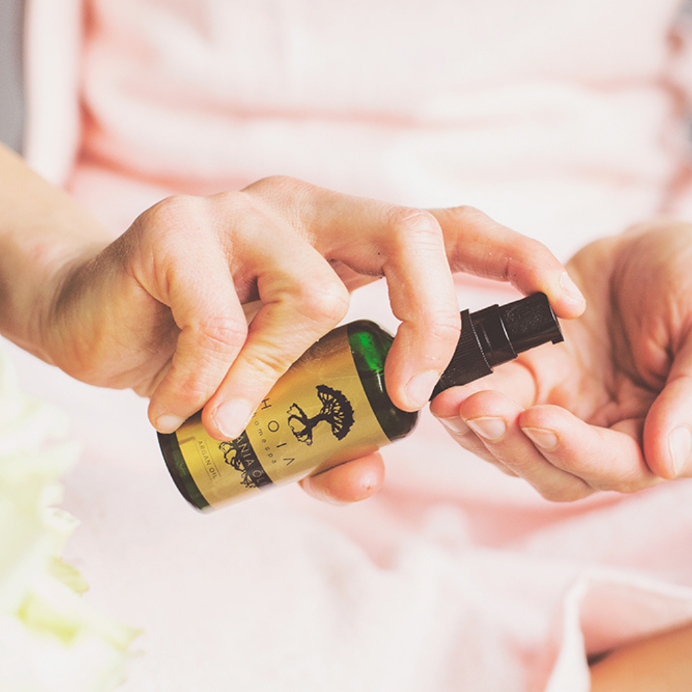 HOIA Organic Argan Oil – Radiant Youthful Skin & Hair Care by HOIA at www.brixbailey.com