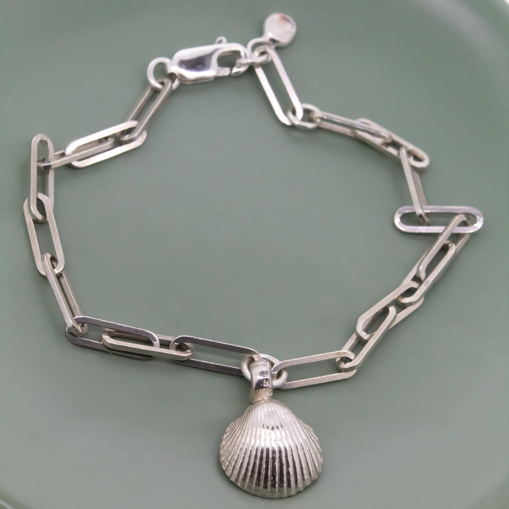 Shell Trace Bracelet in Recycled Sterling Silver