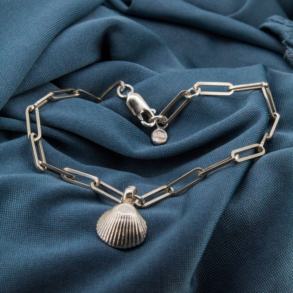 Shell Trace Bracelet in Recycled Sterling Silver