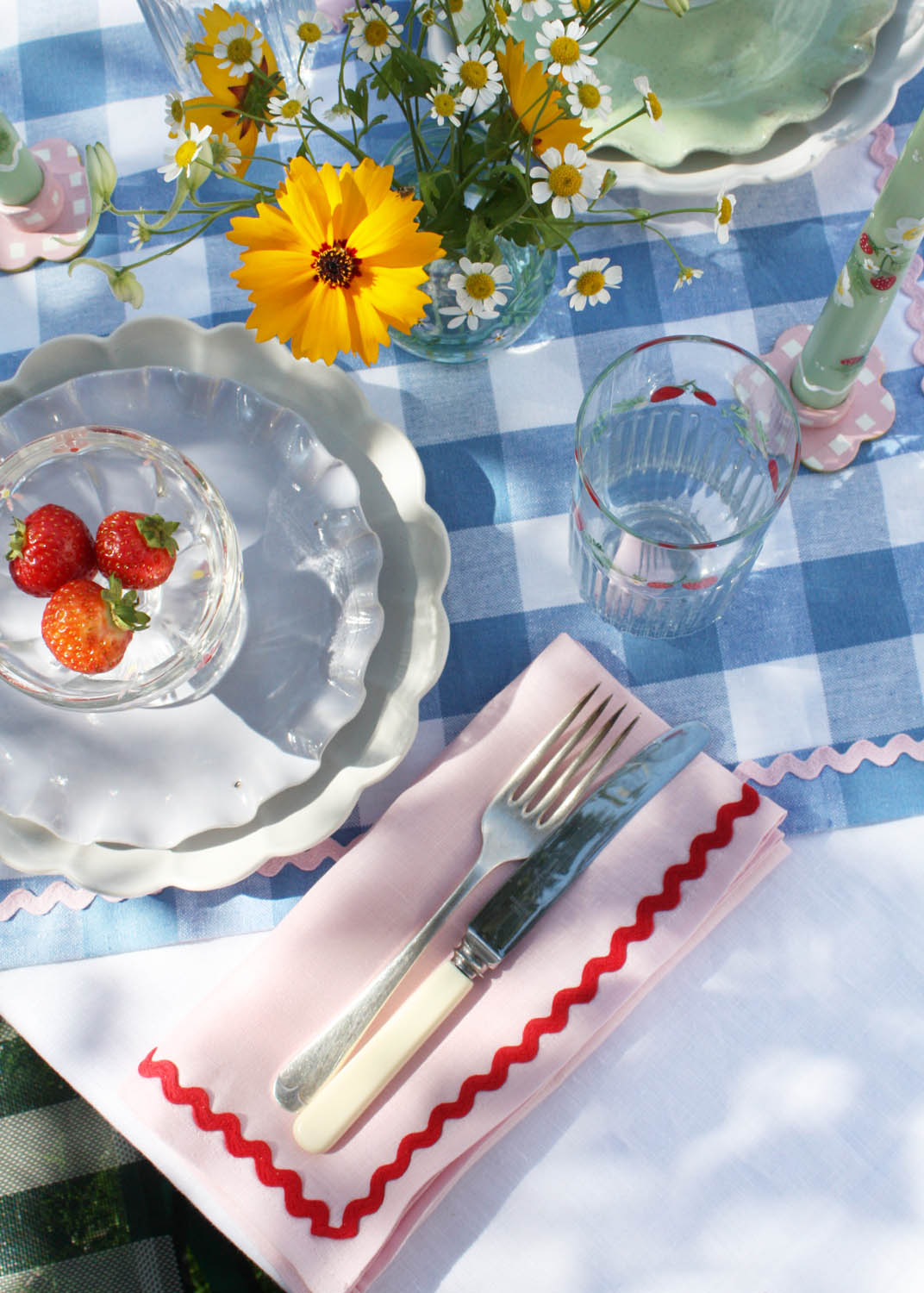 Pink and Red Ricrac Linen Napkins, Set of 2