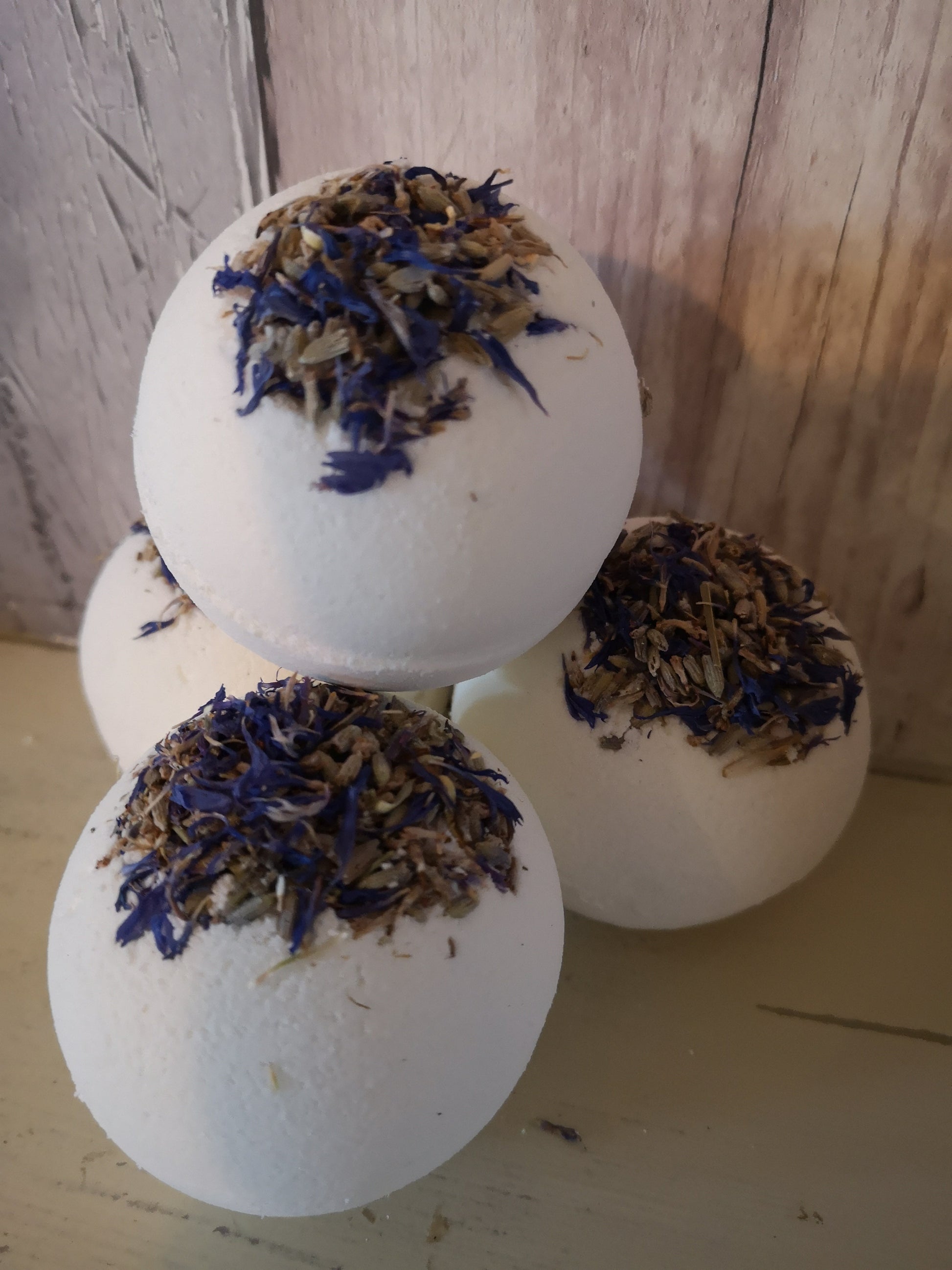 And Relax Aromatherapy Bath Bomb