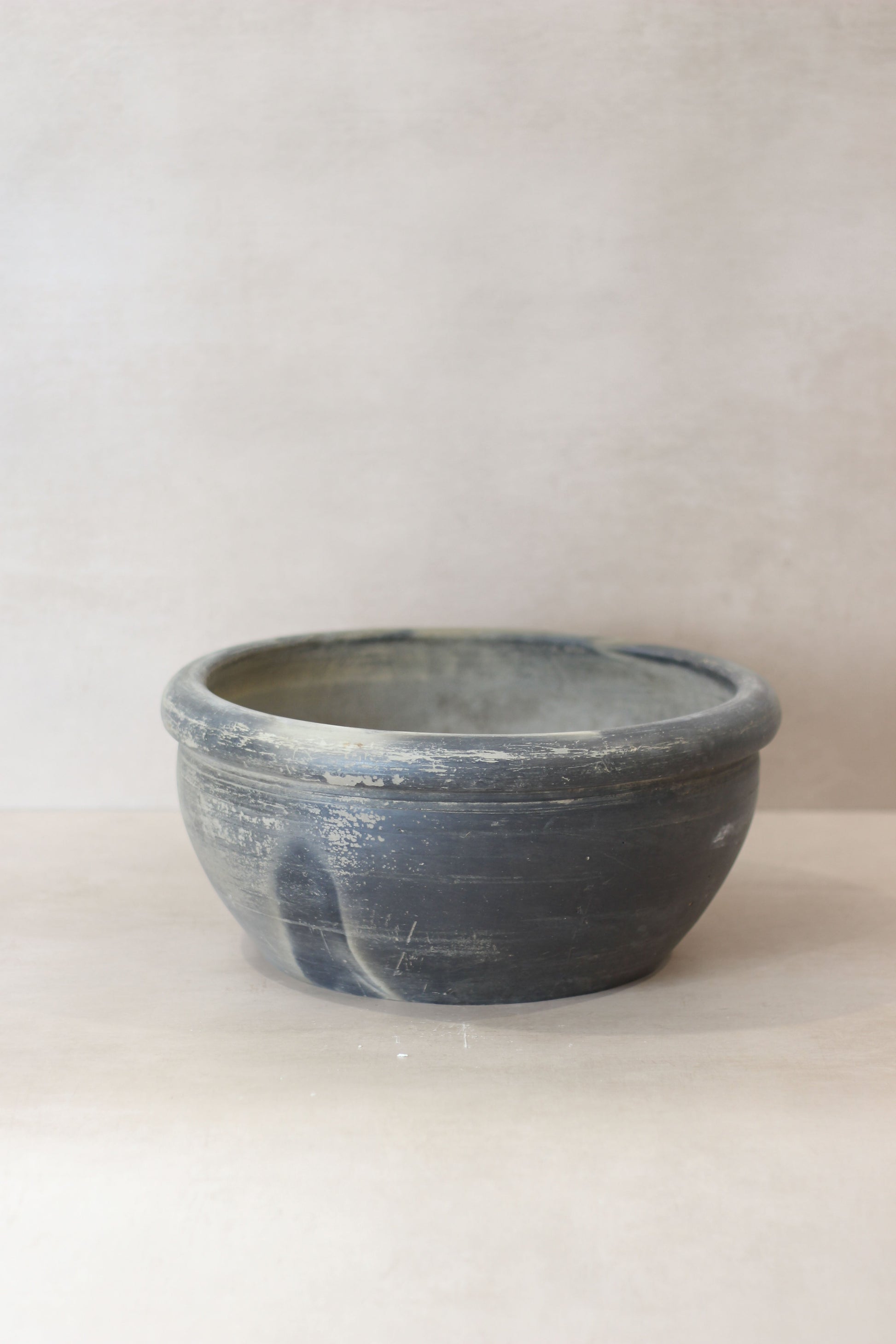 Wabi Sabi Antique Matt Grey Terracotta Bowl
