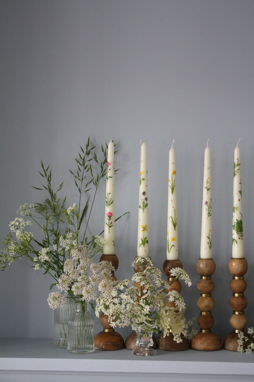 Birth Flower Candle Set 12 Month Collection Carnations and Snowdrops