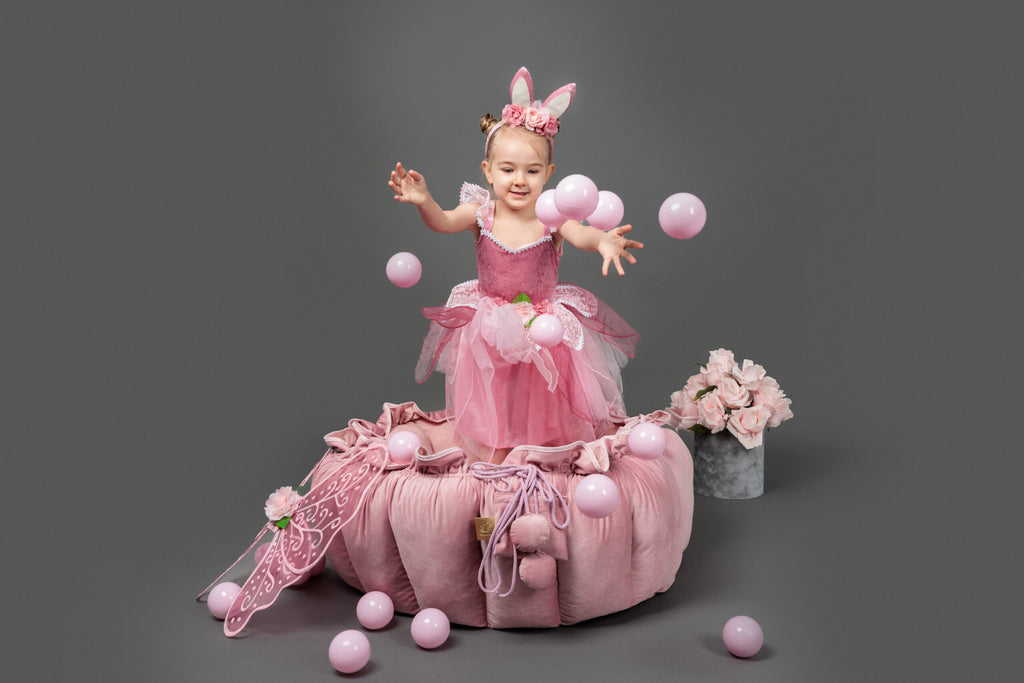 MeowBaby Flower Playmat & Ball Pit – Boost Motor Skills & Fun by MeowBaby at www.brixbailey.com