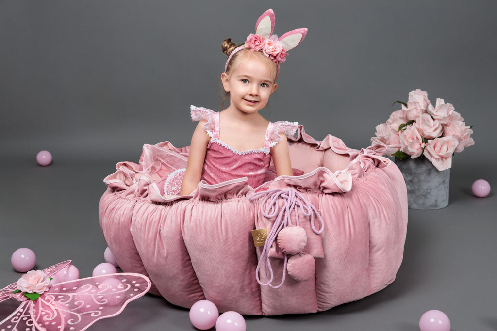 MeowBaby Flower Playmat & Ball Pit – Engaging & Safe Play by MeowBaby at www.brixbailey.com