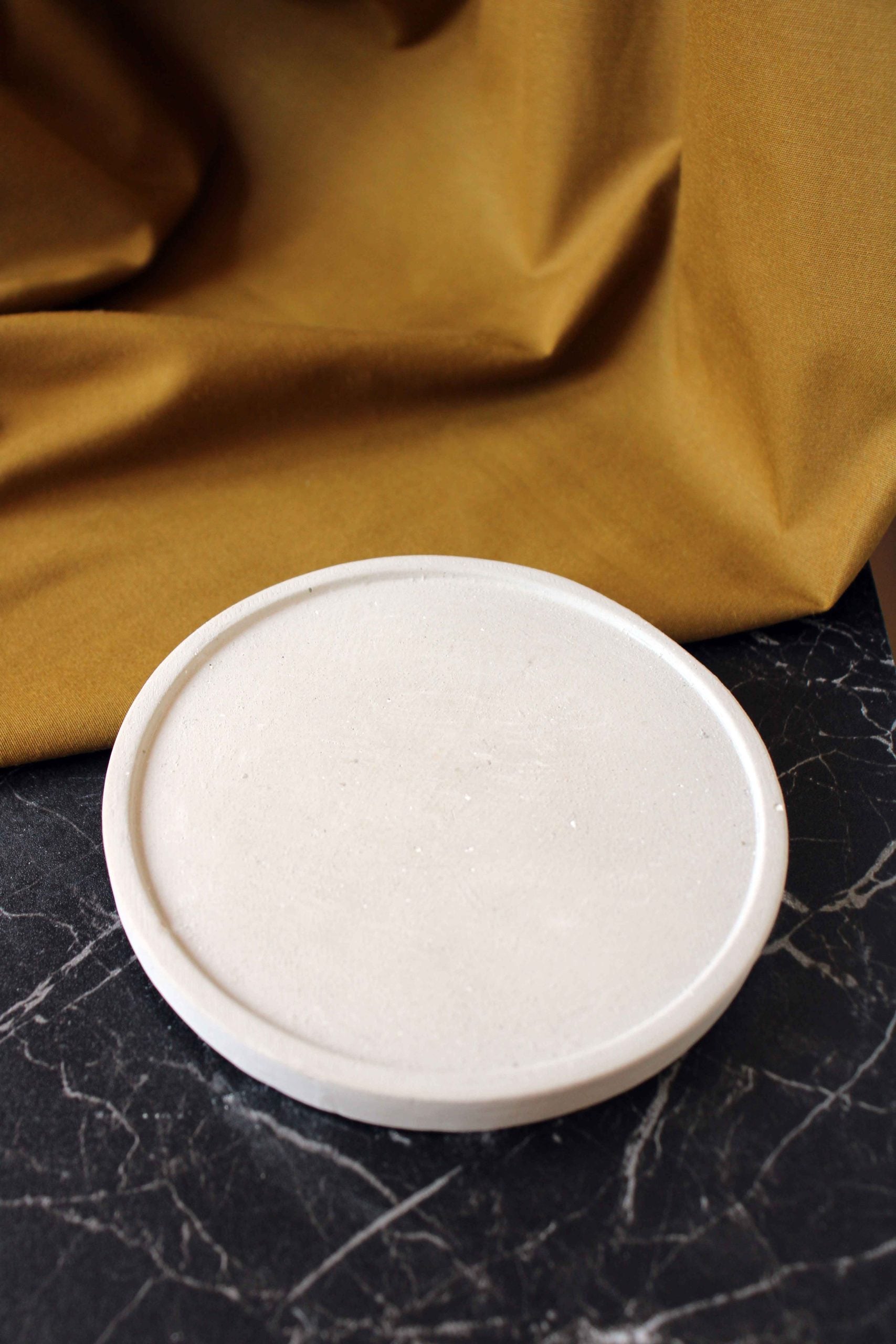 Handmade Concrete Round Item Holder
