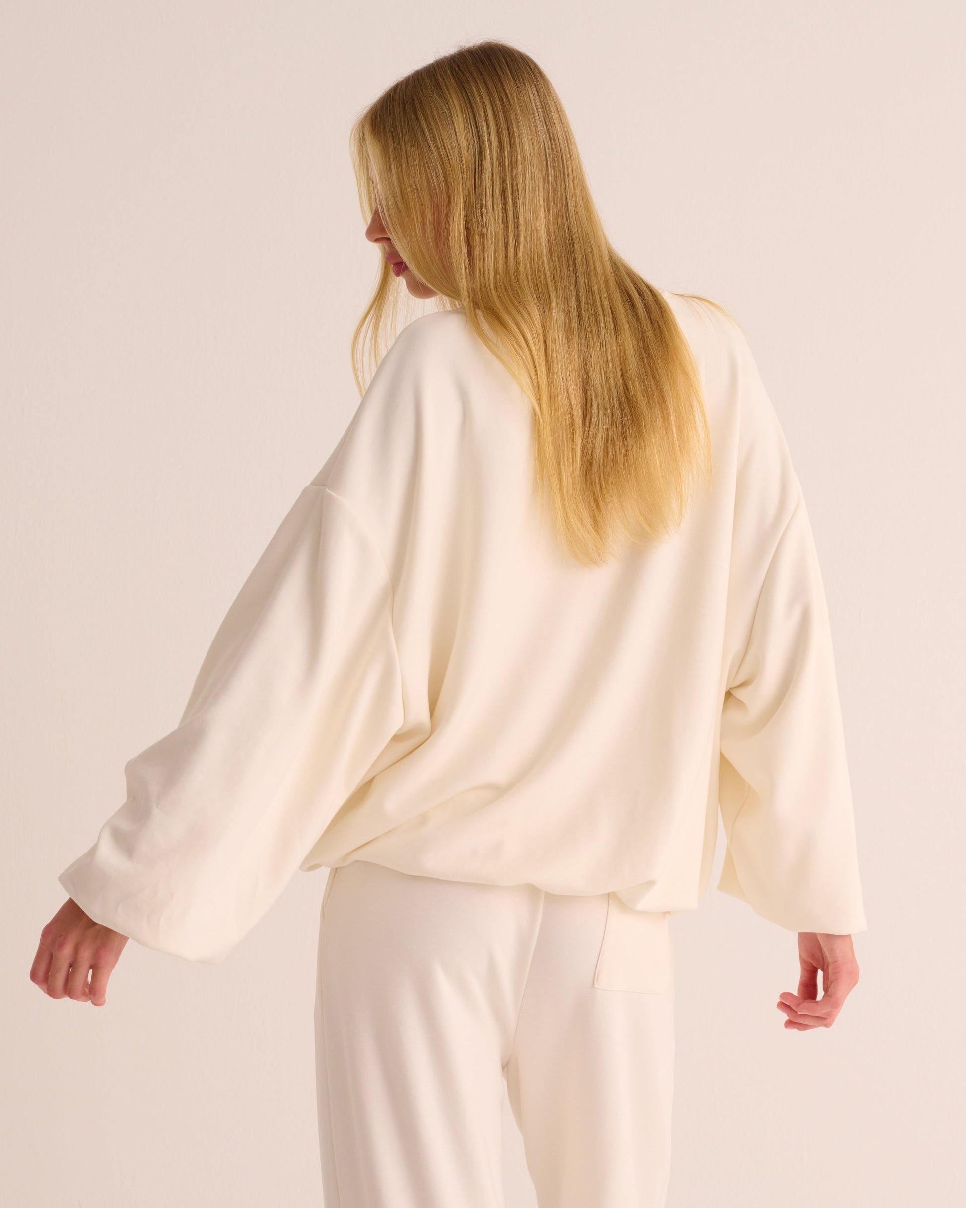 Cloud Dancer Sweatshirt and Joggers Set in Natural White