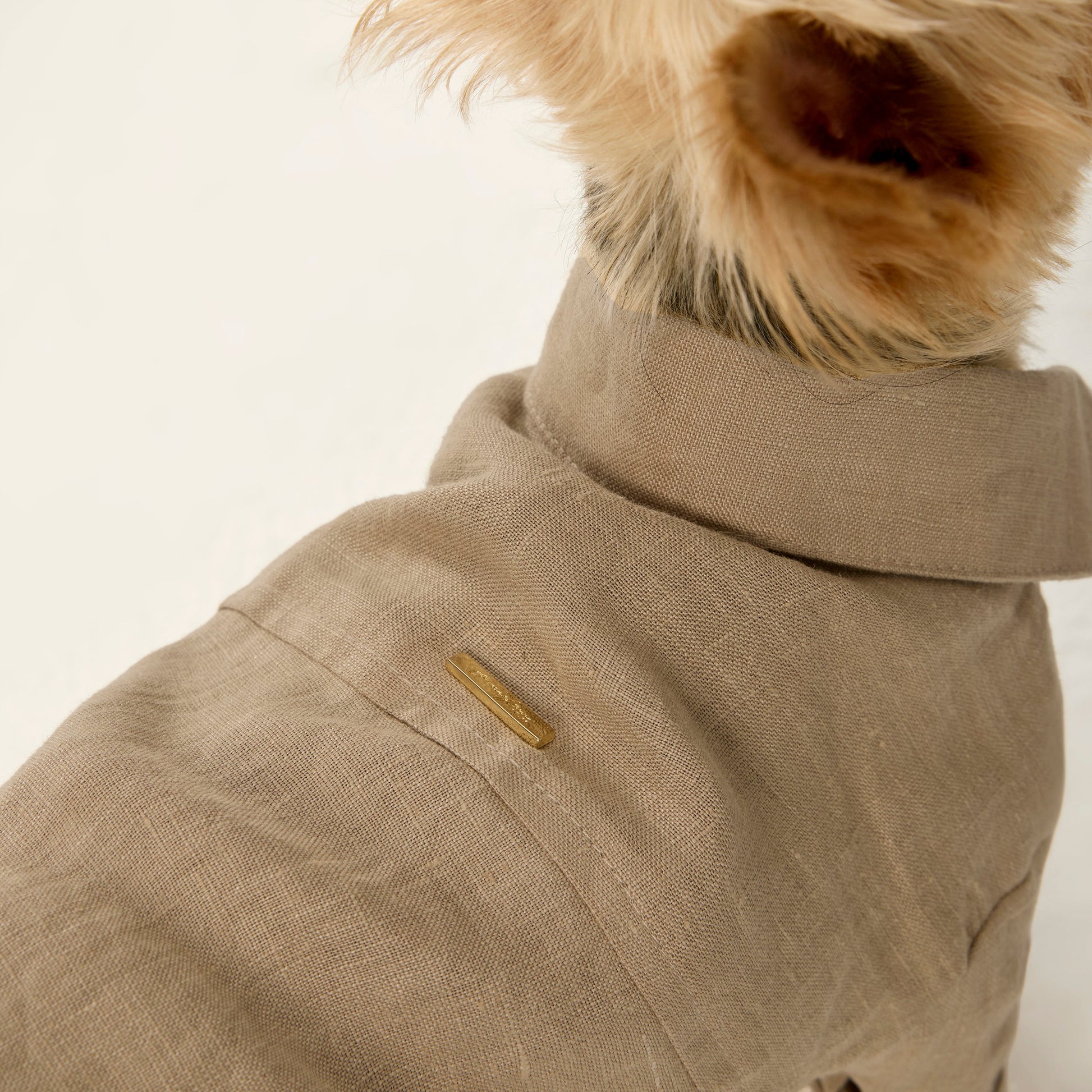 Pure Linen Shirt with Golden Buckle