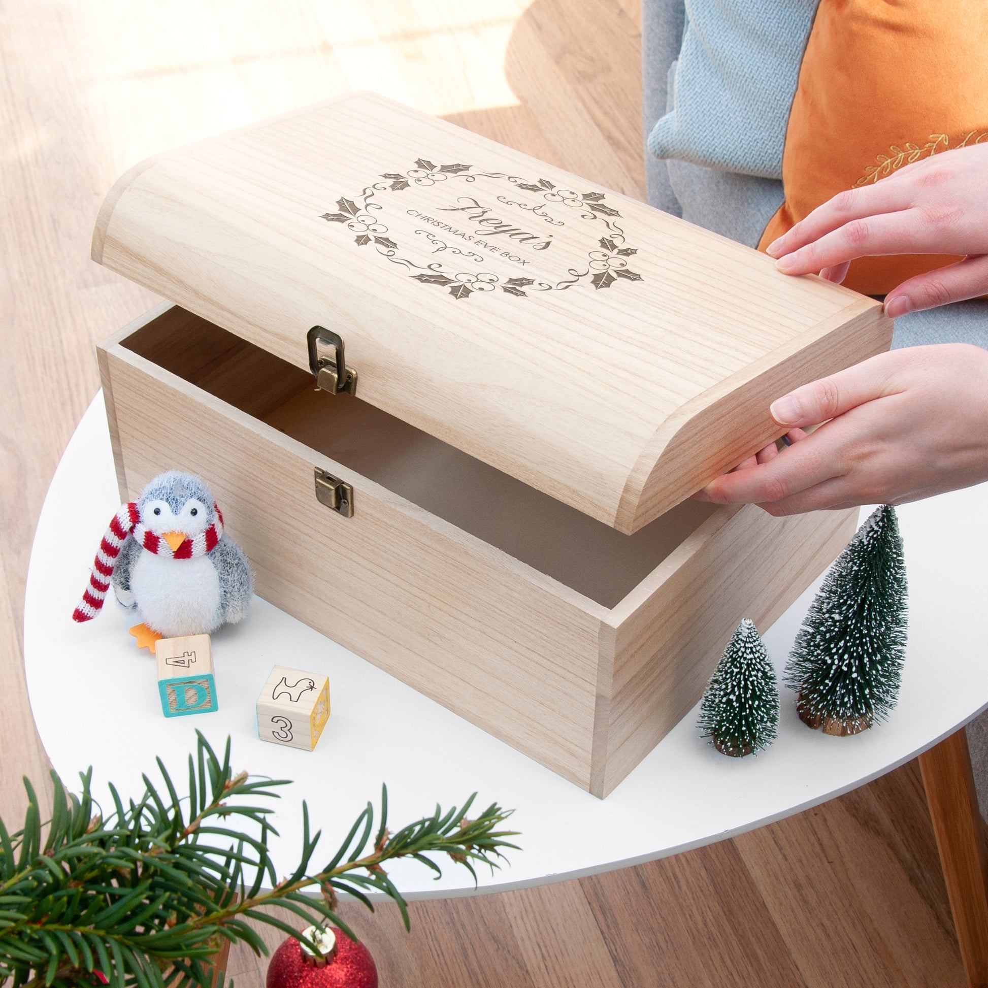 Personalised Christmas Eve Chest with Mistletoe Wreath