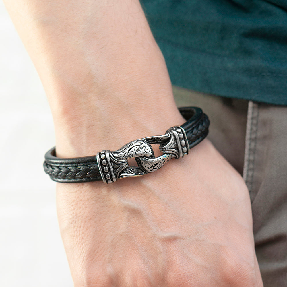 Personalised Men's Buckle Clasp Leather Bracelet