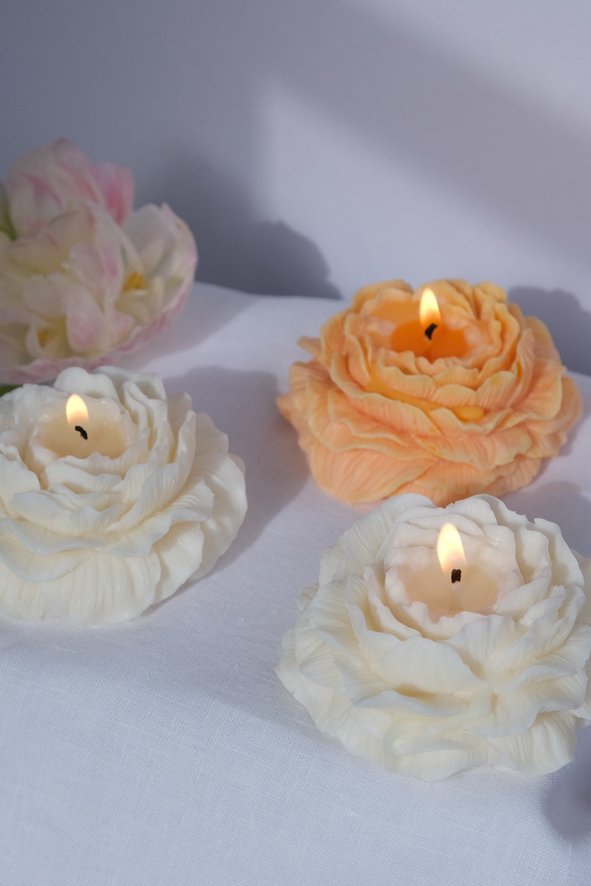Peony Shaped Candle in Velvet Peony Scent