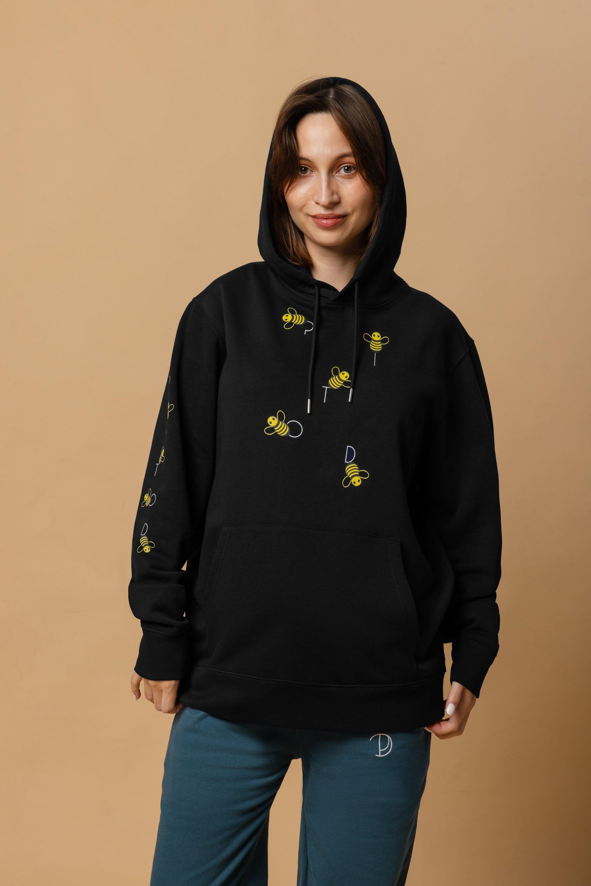 Black Bee Hoodie in Organic Cotton