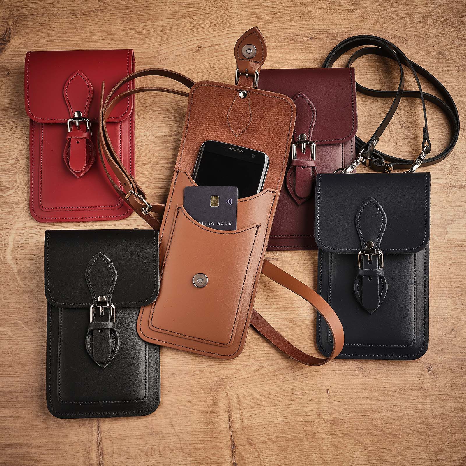 Handmade Leather Mobile Phone Pouch in Green