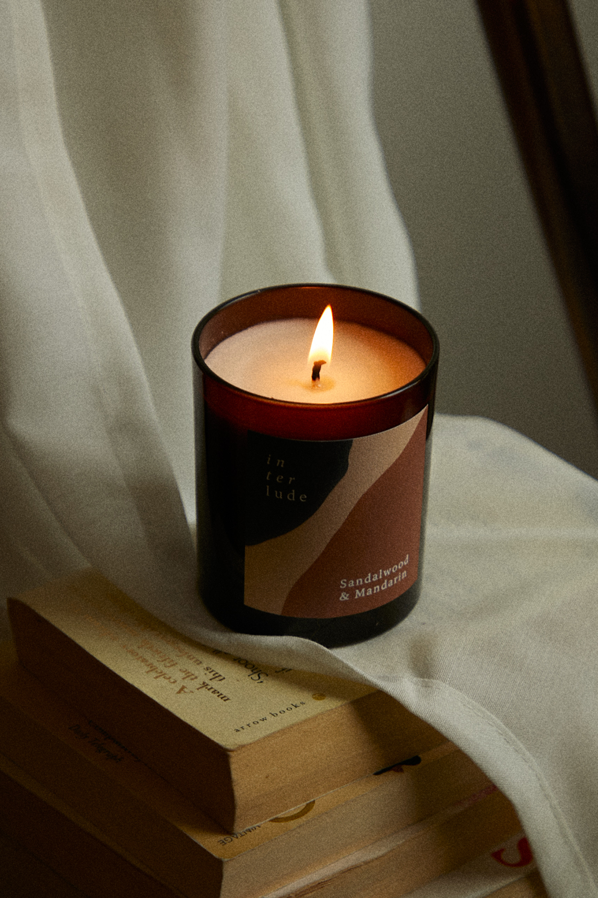 Sandalwood and Mandarin Scented Candle