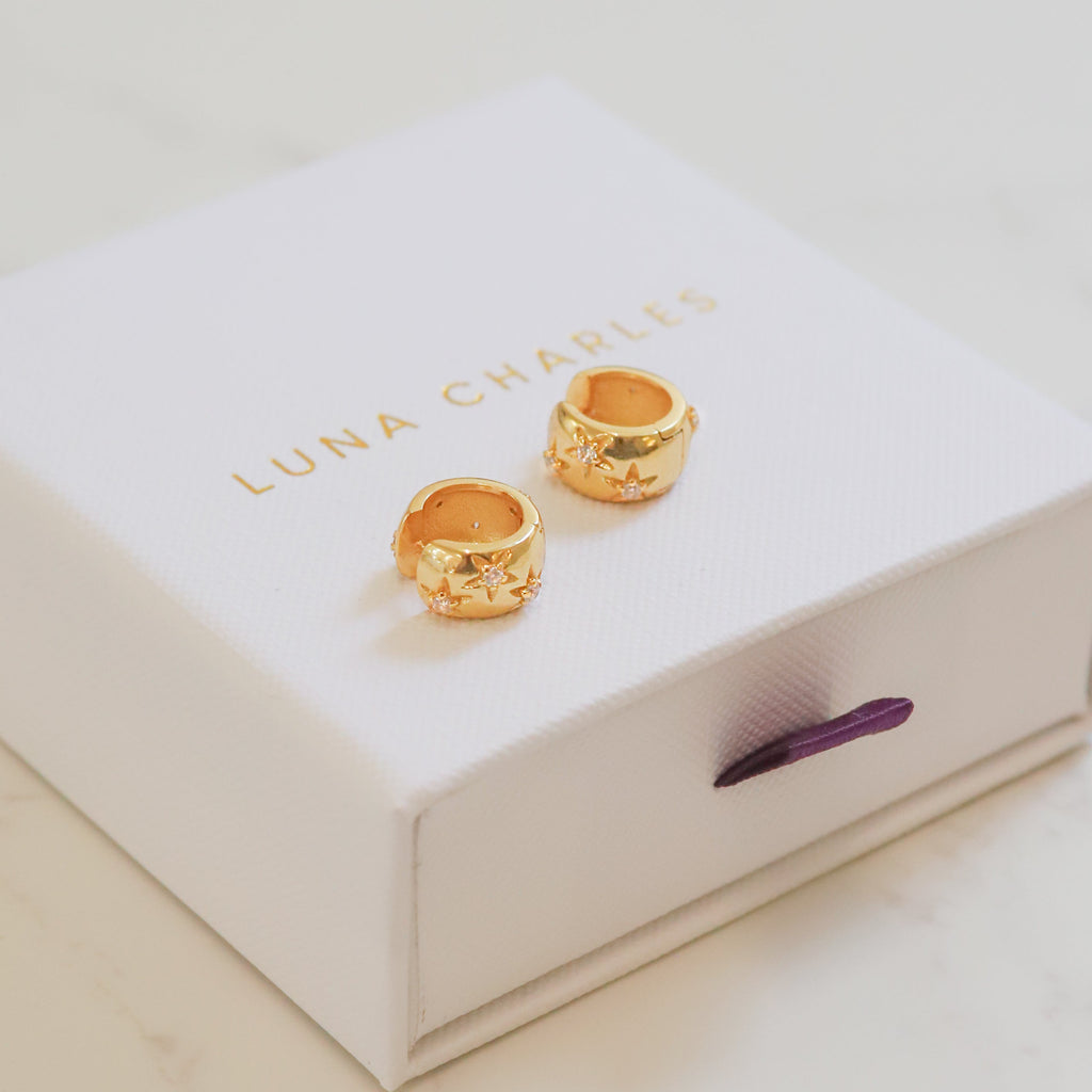 Chunky Star Huggie Earrings in 18K Gold Plated