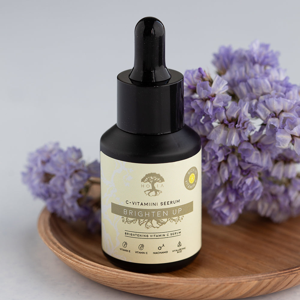 Brightening Vitamin C Super Serum – Boosts Collagen & Hydration by HOIA at www.brixbailey.com