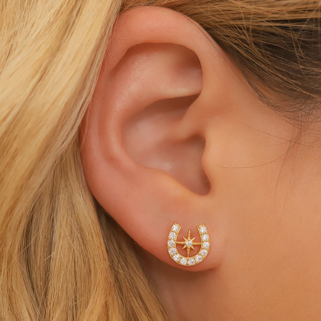 Horseshoe Star Stud Earrings in 18K Gold Plated Silver