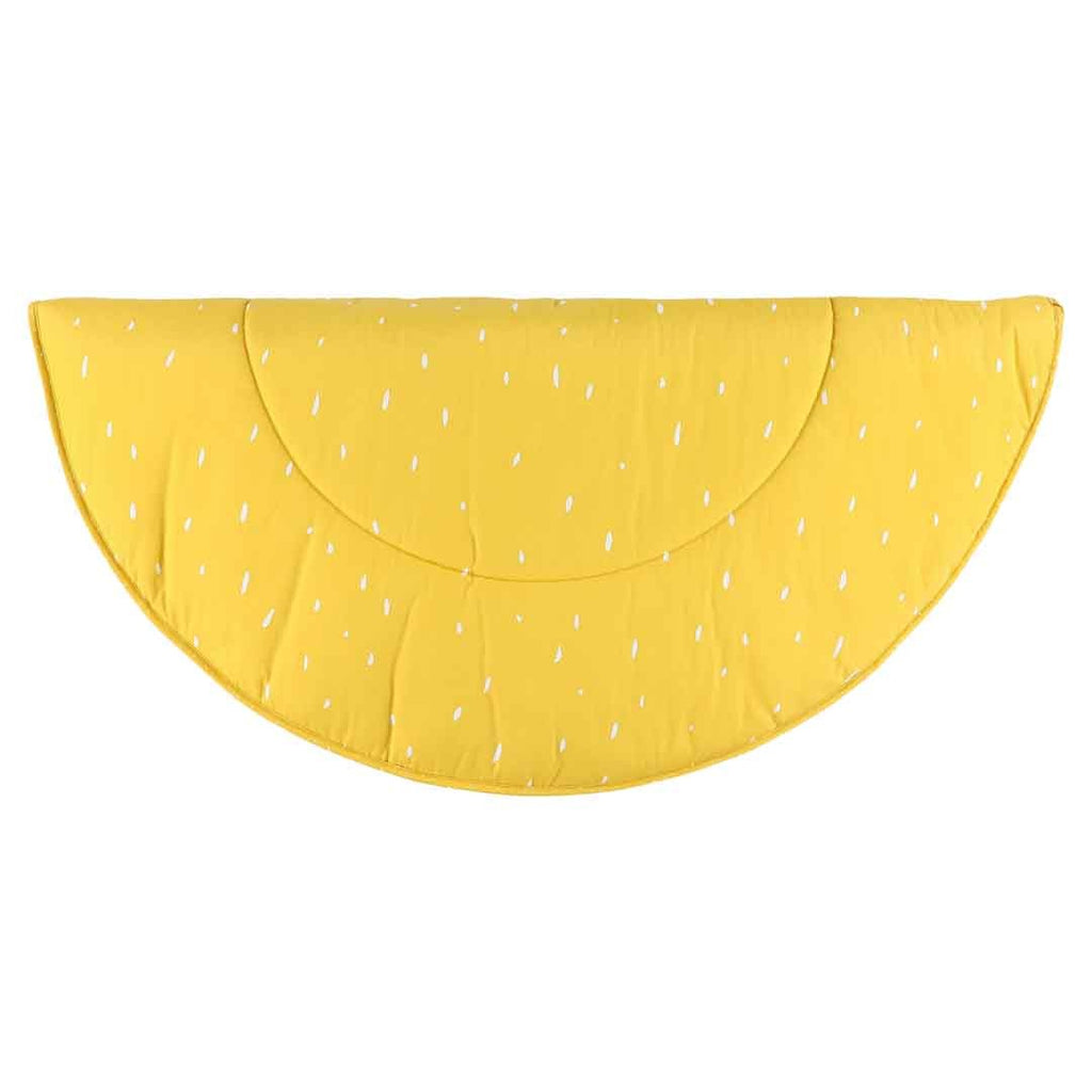 This exciting play mat, with its two arches and lots of fun activity toys, guarantees hours of play. It includes a teether, mirror, wooden rings, rattle, crinkle paper, fun fringes and flappy ears with different textures, ready to tickle all your child's senses. by Trixie Baby at www.brixbailey.com