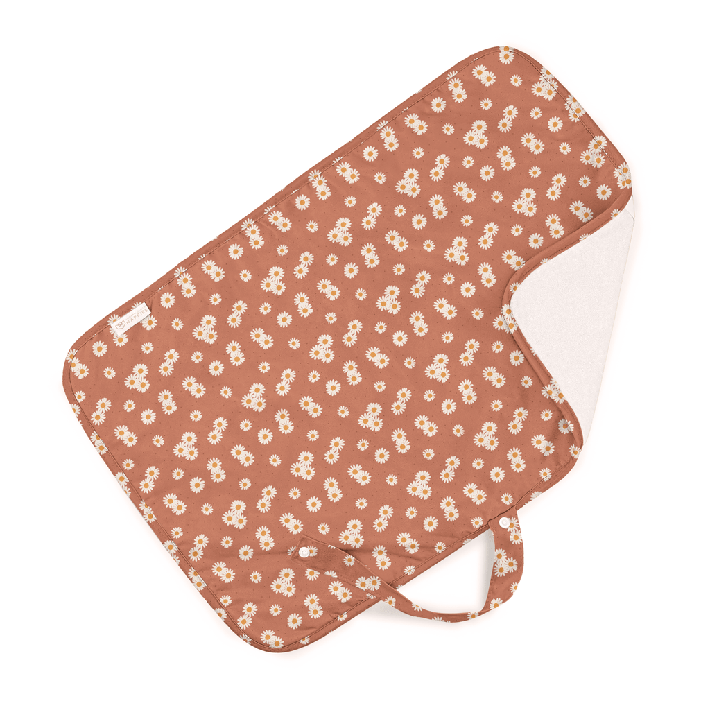 Baby Travel Changing Mat in Ditsy Daisy