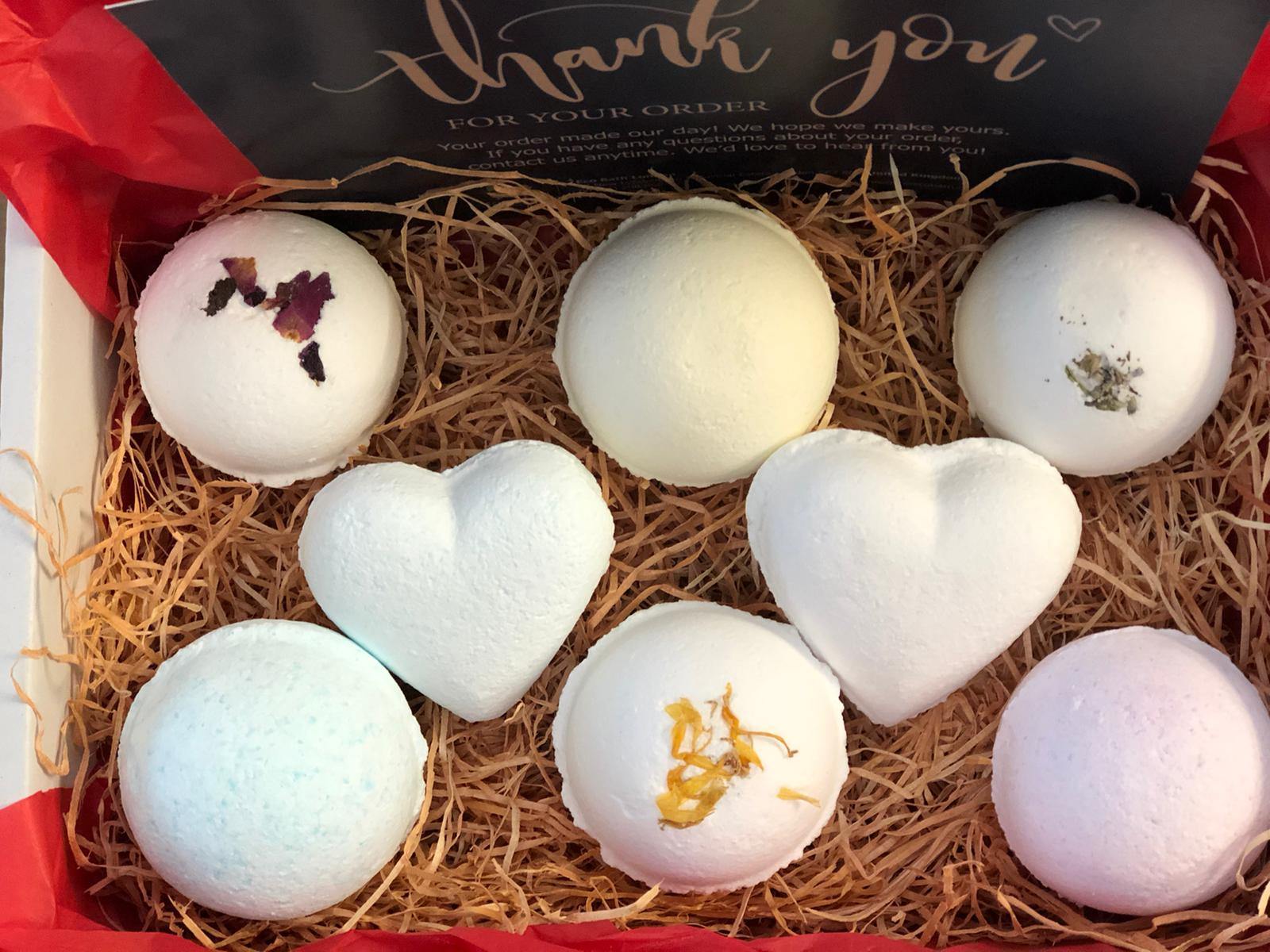 Bath Bomb Gift Set with 6 Natural Handmade Fizzers