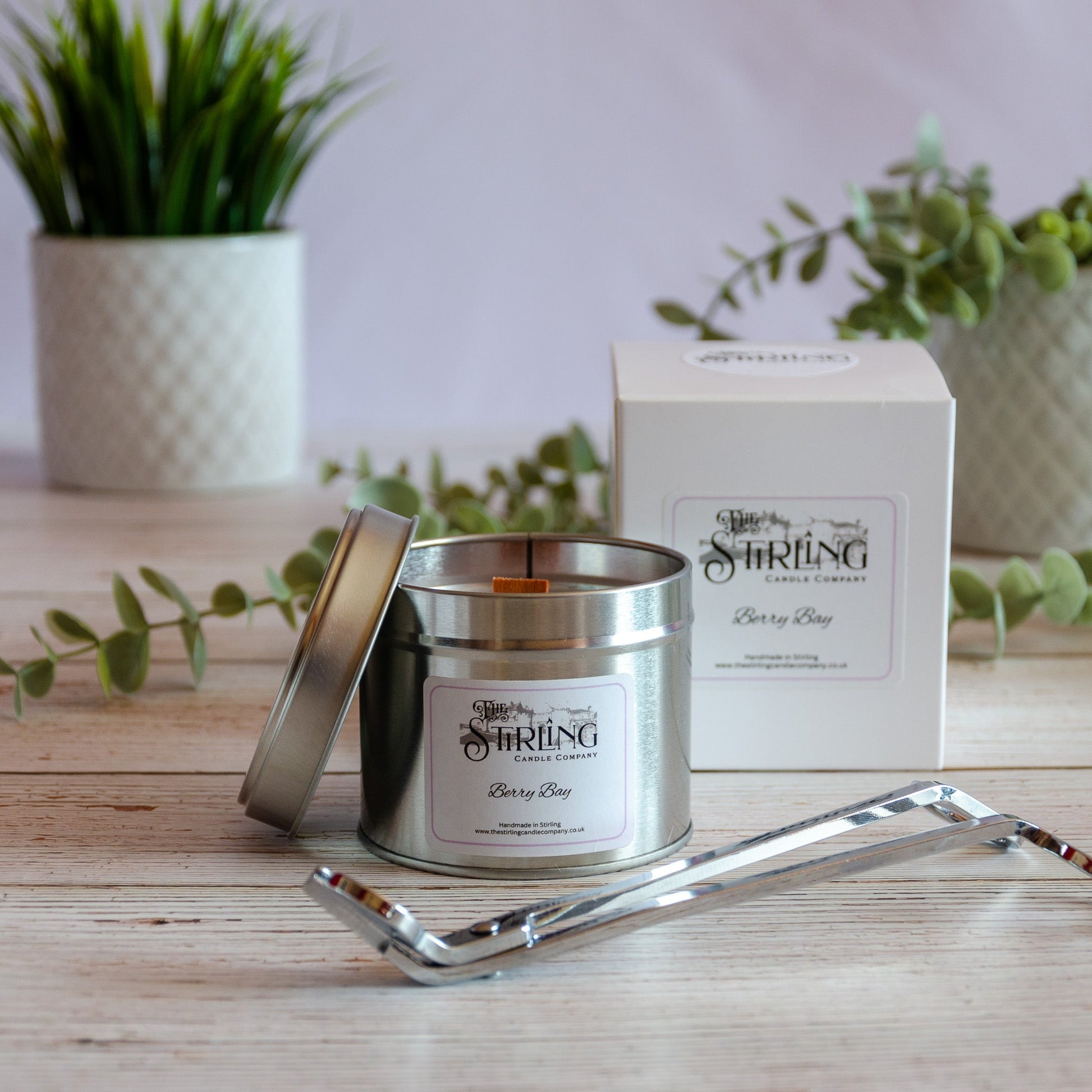 Berry Bay Travel Tin Candle with Wooden Wick